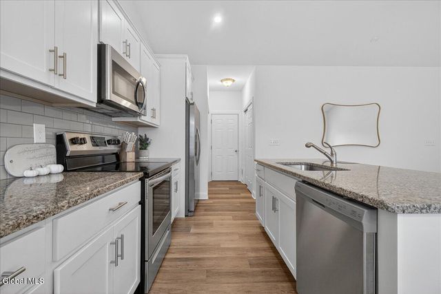 4 Linden Court, Ballston, NY 12019