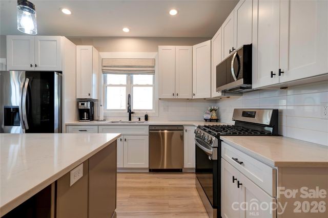 1309 Oak Canopy Road, Lincolnton, NC 28092