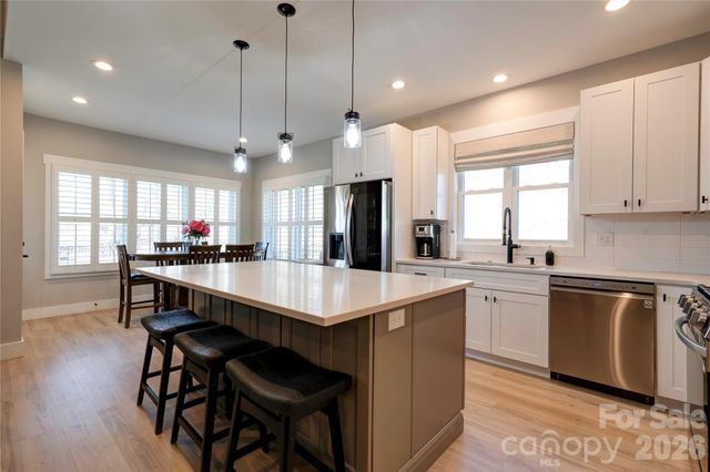 1309 Oak Canopy Road, Lincolnton, NC 28092