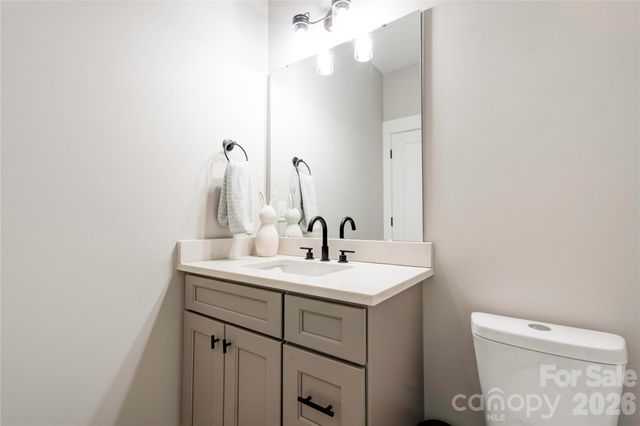 1309 Oak Canopy Road, Lincolnton, NC 28092