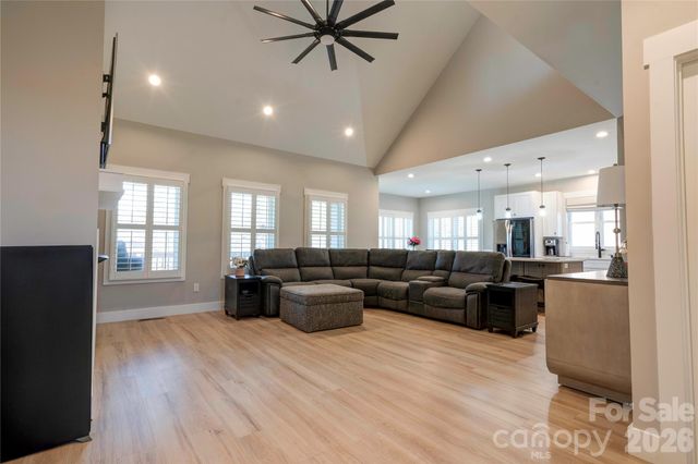 1309 Oak Canopy Road, Lincolnton, NC 28092