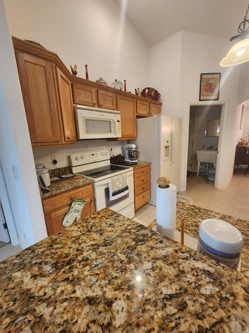 208 MARION OAKS TRAIL, Ocala, FL 34473