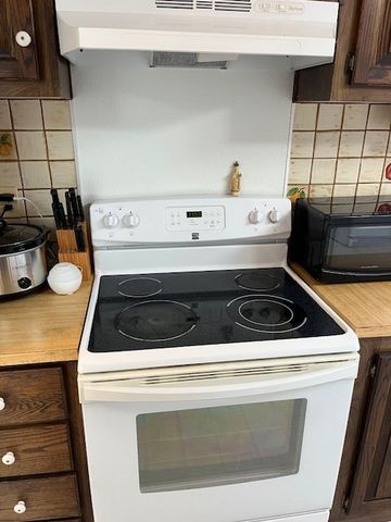 44 Castle Road, Attleboro, MA 02703