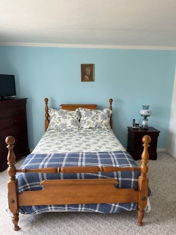 44 Castle Road, Attleboro, MA 02703