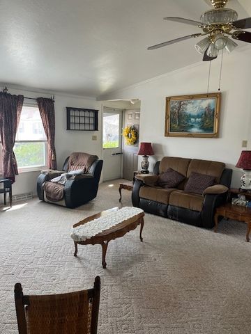 44 Castle Road, Attleboro, MA 02703