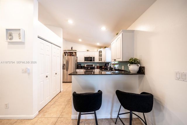 15780 N 75th Ln N, Loxahatchee, FL 33470