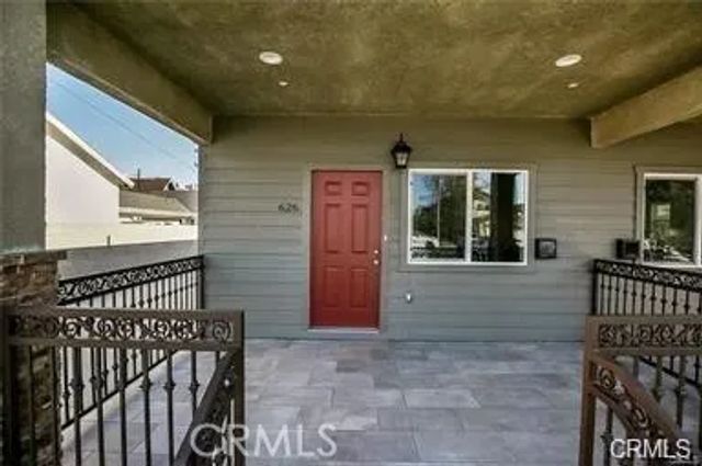 626 N Dalton, Azusa, CA 91702