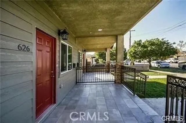 626 N Dalton, Azusa, CA 91702
