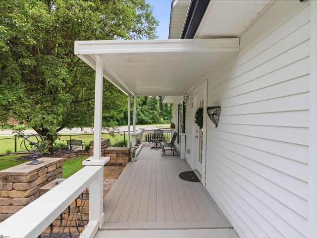 2 Lotus Court, Greenville, SC 29609