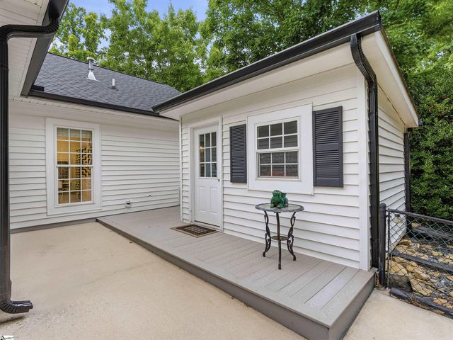 2 Lotus Court, Greenville, SC 29609