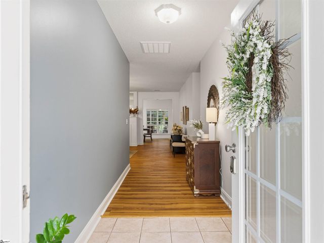 2 Lotus Court, Greenville, SC 29609