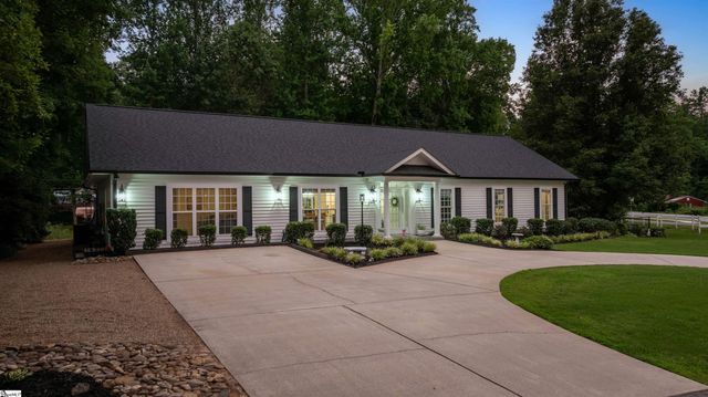 2 Lotus Court, Greenville, SC 29609