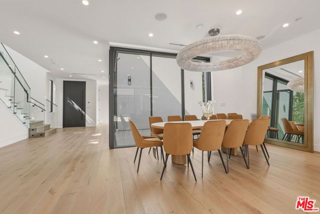 5316 Lennox Avenue, Sherman Oaks, CA 91401