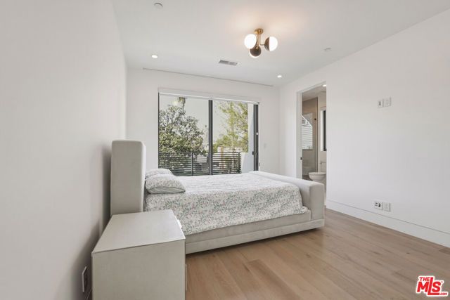 5316 Lennox Avenue, Sherman Oaks, CA 91401