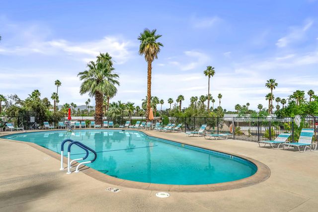 117 Aliso Drive, Palm Springs, CA 92264