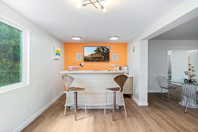 117 Aliso Drive, Palm Springs, CA 92264