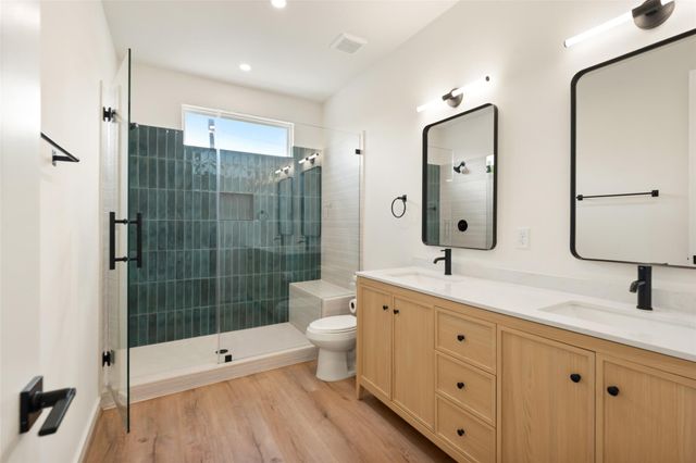 307 Quitman A, Houston, TX 77009