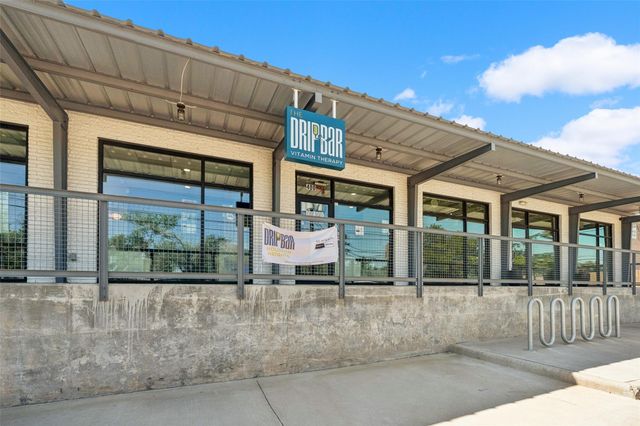 307 Quitman A, Houston, TX 77009