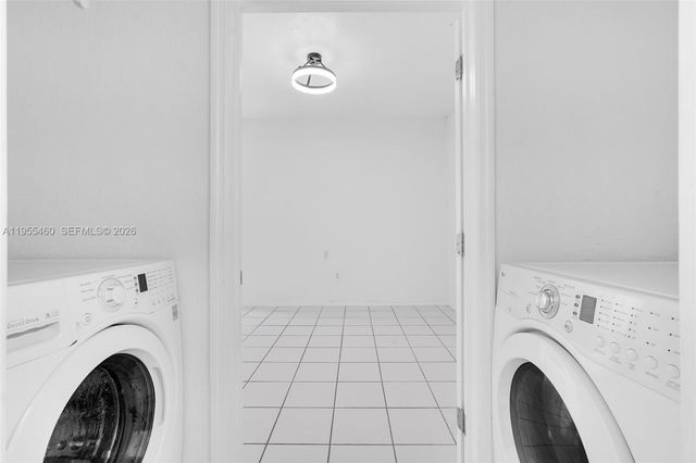 1120 Cliffrose St, Hollywood, FL 33019