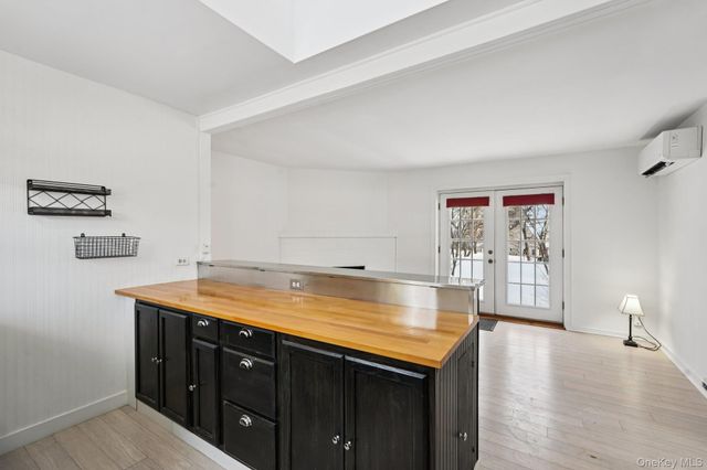 4 Fairview Drive, Tomkins Cove, NY 10986