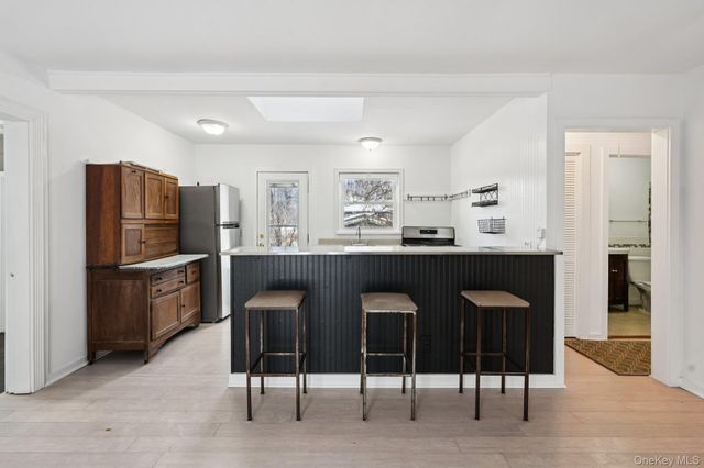 4 Fairview Drive, Tomkins Cove, NY 10986