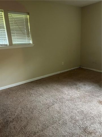 1341 S Tampa, Russellville, AR 72802