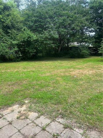 1341 S Tampa, Russellville, AR 72802