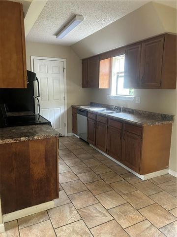 1341 S Tampa, Russellville, AR 72802
