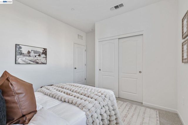 337 Frizzante Lane, Manteca, CA 95337