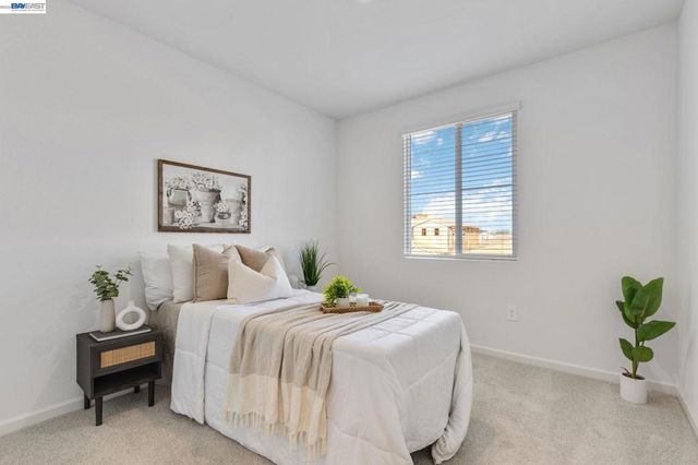 337 Frizzante Lane, Manteca, CA 95337