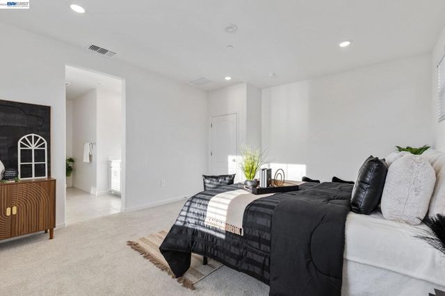 337 Frizzante Lane, Manteca, CA 95337