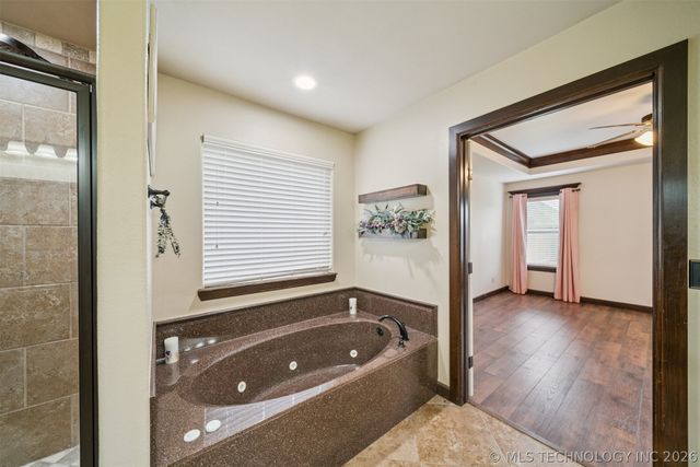 7404 E 83rd Street North, Owasso, OK 74055