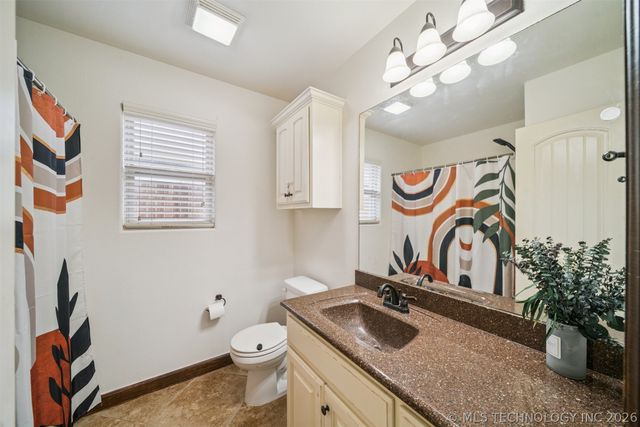 7404 E 83rd Street North, Owasso, OK 74055