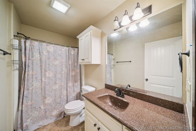 7404 E 83rd Street North, Owasso, OK 74055