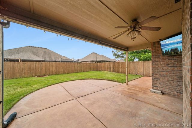 7404 E 83rd Street North, Owasso, OK 74055