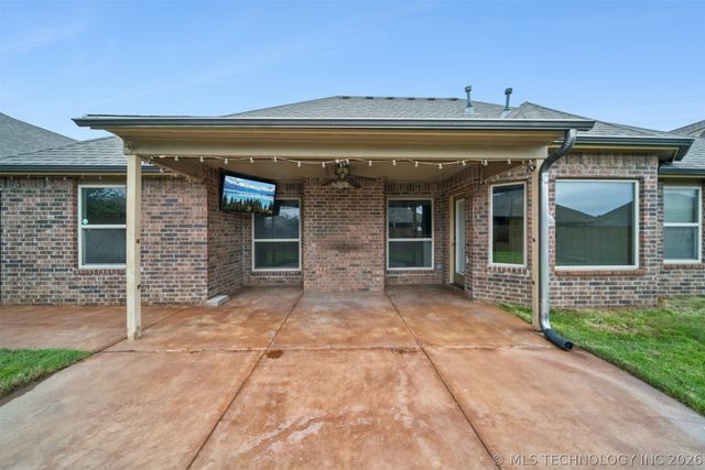 7404 E 83rd Street North, Owasso, OK 74055