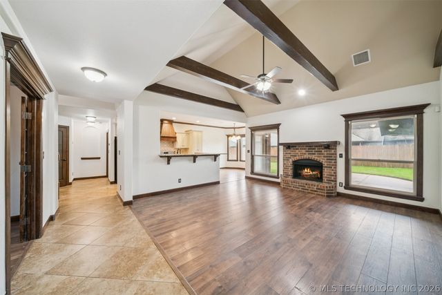 7404 E 83rd Street North, Owasso, OK 74055