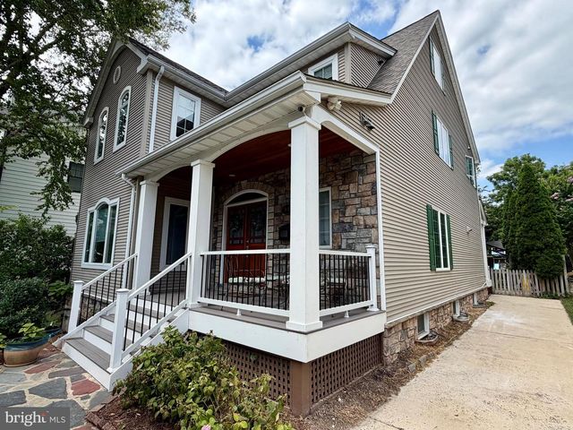 904 LINCOLN AVE, Falls Church, VA 22046