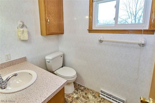 613 S Court Street, Harrisville, WV 26362