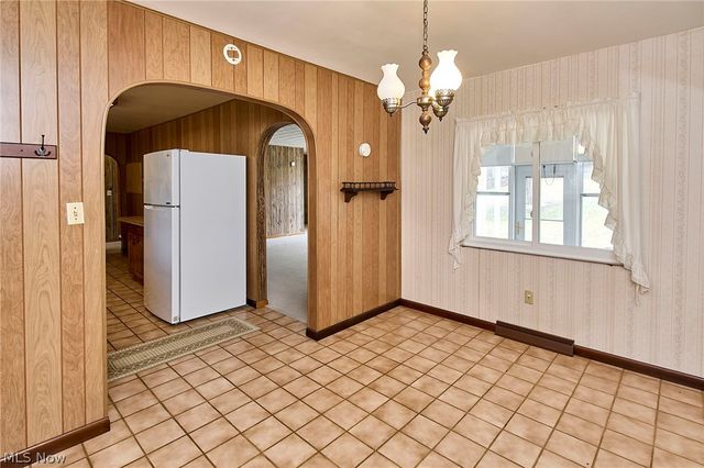 613 S Court Street, Harrisville, WV 26362