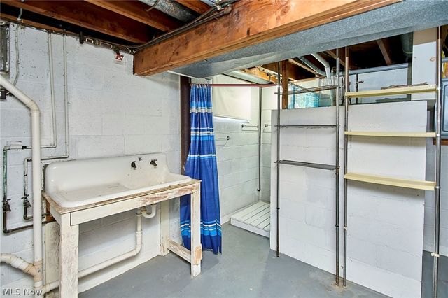 613 S Court Street, Harrisville, WV 26362