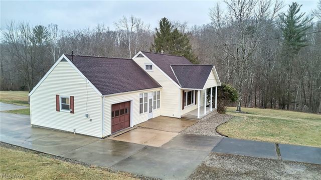 613 S Court Street, Harrisville, WV 26362
