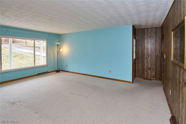 613 S Court Street, Harrisville, WV 26362