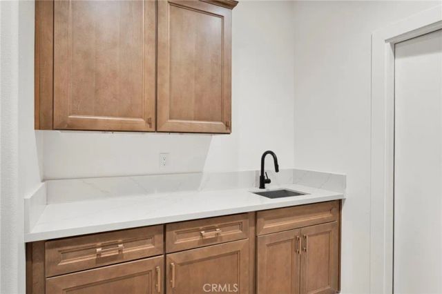 20112 Sahale Road, Apple Valley, CA 92307