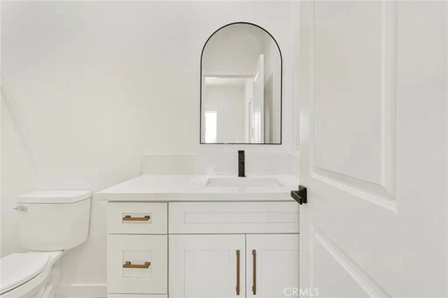 20112 Sahale Road, Apple Valley, CA 92307