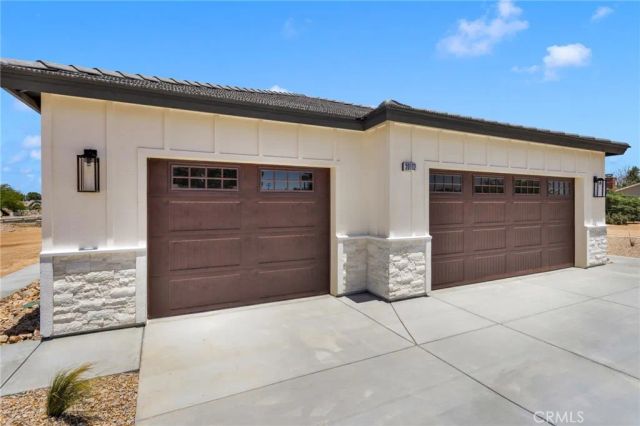 20112 Sahale Road, Apple Valley, CA 92307