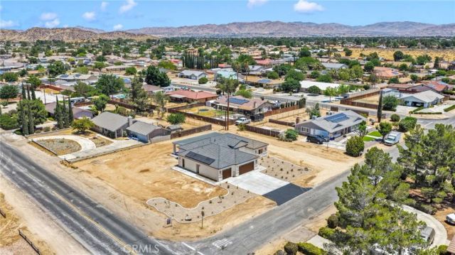 20112 Sahale Road, Apple Valley, CA 92307