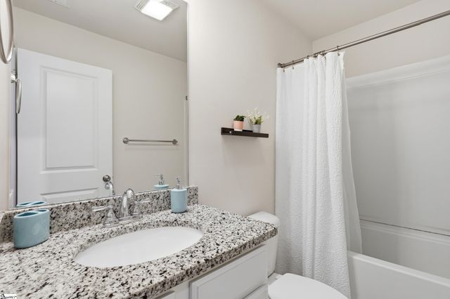 224 Stone Fruit Court, Duncan, SC 29334