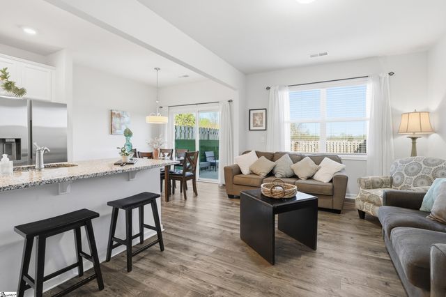 224 Stone Fruit Court, Duncan, SC 29334