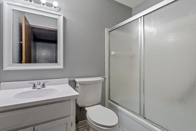 6047 72nd Lane N, Brooklyn Park, MN 55429